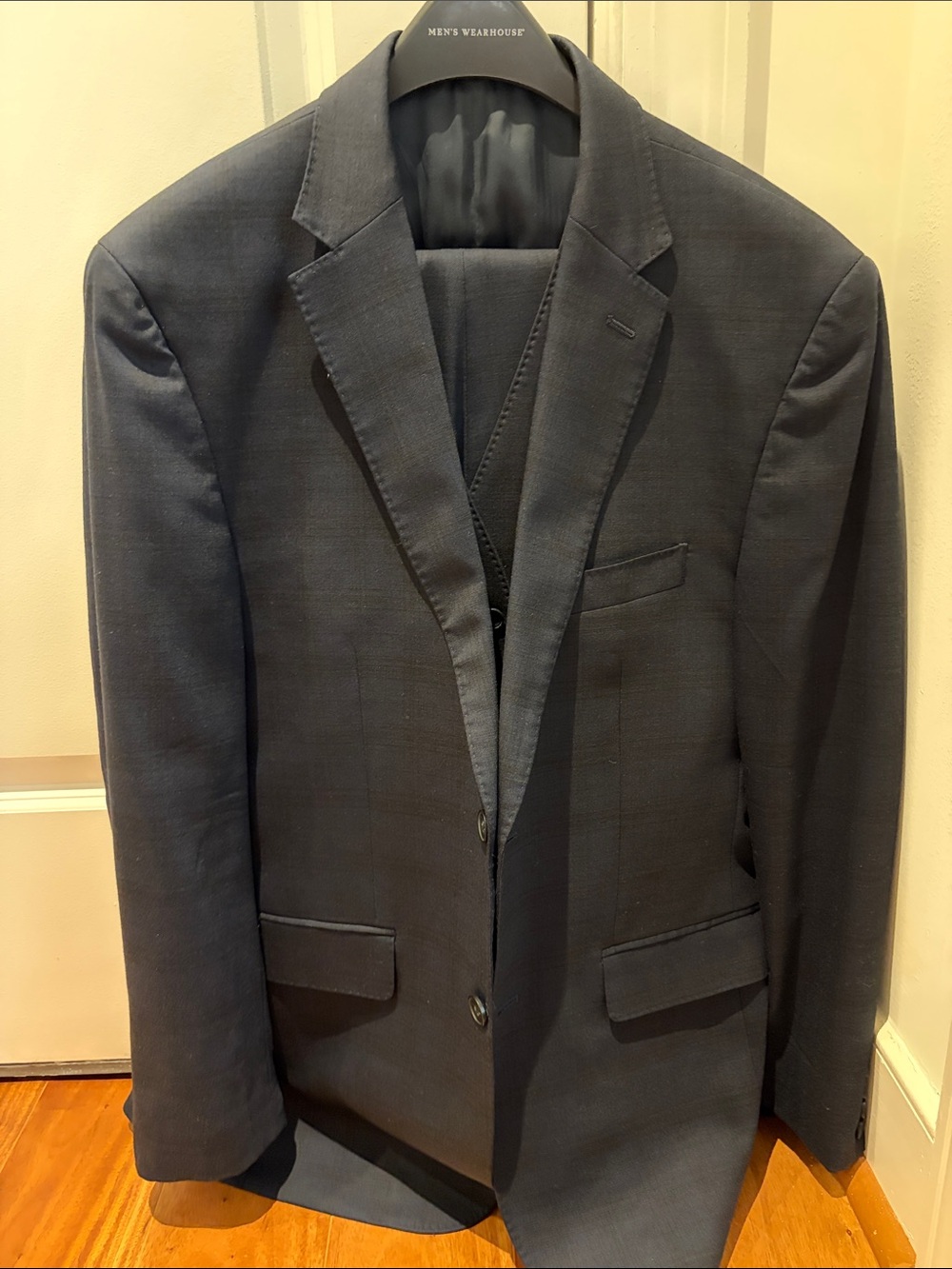Kenneth Cole 3-piece Dark Navy Suit incl vest and pants 34 waist, 40R jacket